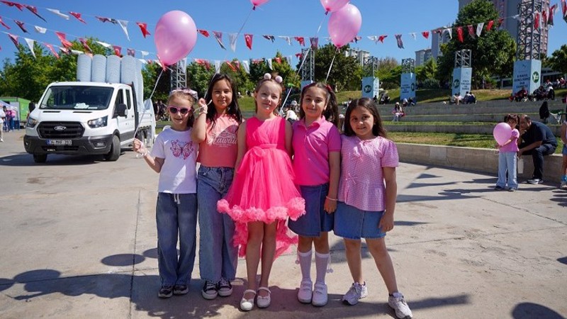  Almira İçin Umut Balonları Gökyüzüne Bırakıldı