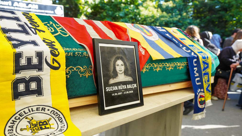 Beylikdüzü Çocuk Meclisi’nin İlk Başkanı Suzan Rüya Son Yolculuğuna Uğurlandı