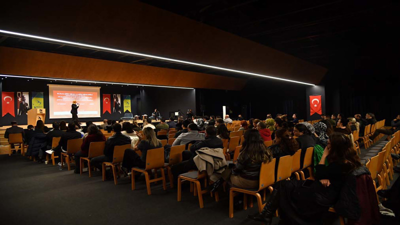 Beylikdüzü’nde “Şiddetle Mücadelede Yerel Yönetimlerin Rolü” Ele Alındı