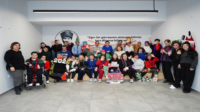 Engelsiz Yaşam Merkezi’nde Yeni Yıl Heyecanı